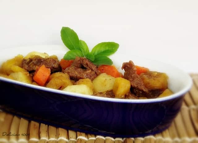 Carne de panela com legumes